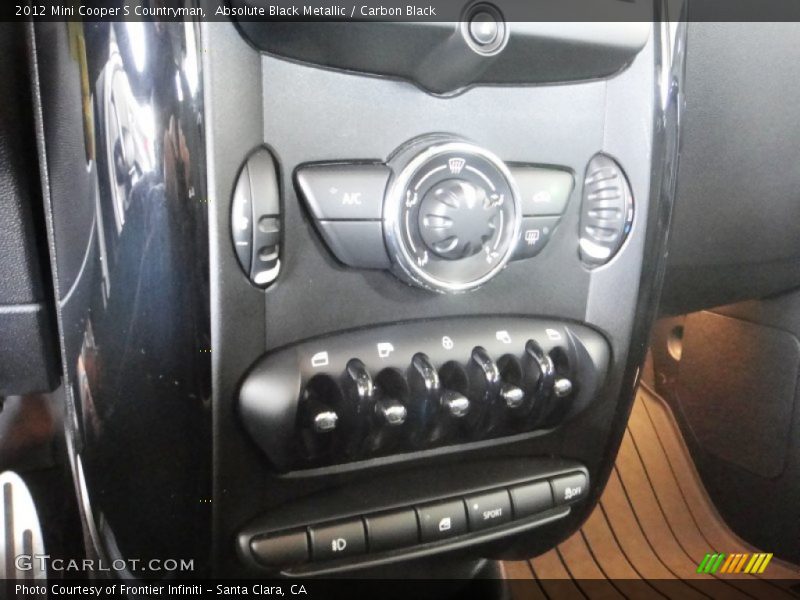 Absolute Black Metallic / Carbon Black 2012 Mini Cooper S Countryman