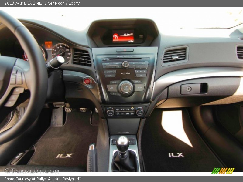 Silver Moon / Ebony 2013 Acura ILX 2.4L