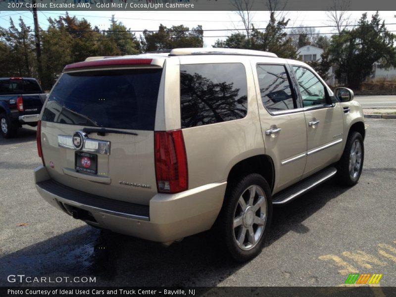 Gold Mist / Cocoa/Light Cashmere 2007 Cadillac Escalade AWD