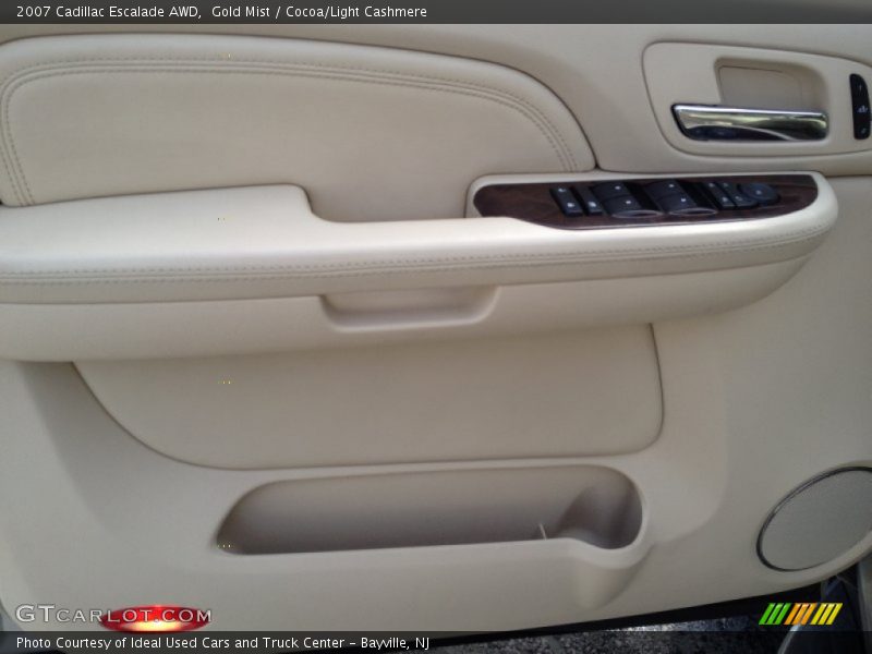 Gold Mist / Cocoa/Light Cashmere 2007 Cadillac Escalade AWD