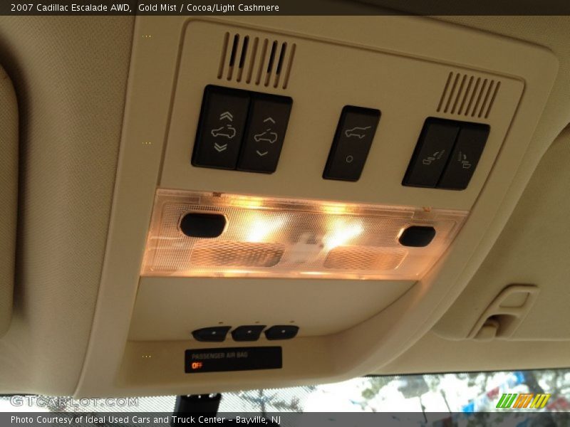 Gold Mist / Cocoa/Light Cashmere 2007 Cadillac Escalade AWD