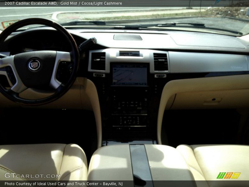 Gold Mist / Cocoa/Light Cashmere 2007 Cadillac Escalade AWD