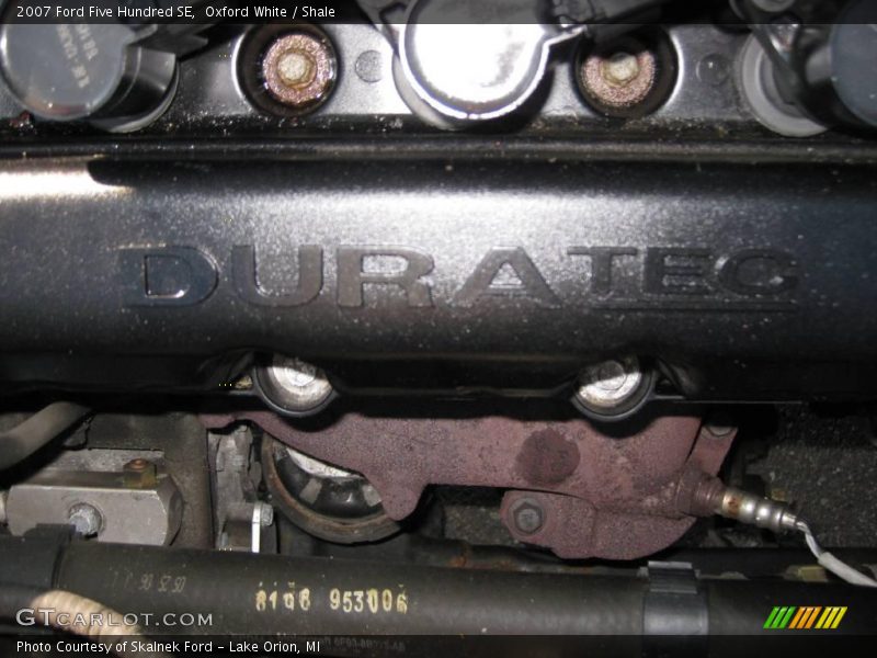 Oxford White / Shale 2007 Ford Five Hundred SE