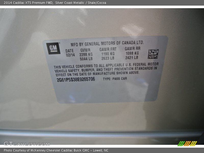 Silver Coast Metallic / Shale/Cocoa 2014 Cadillac XTS Premium FWD