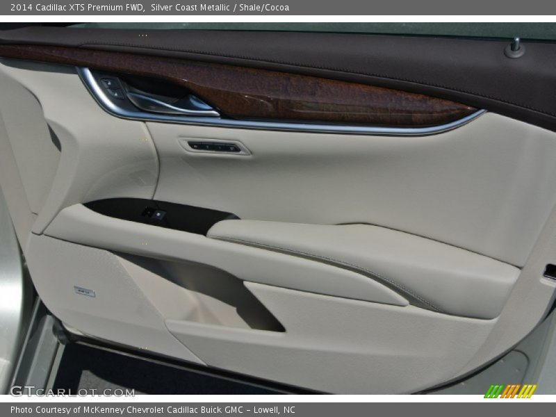 Silver Coast Metallic / Shale/Cocoa 2014 Cadillac XTS Premium FWD