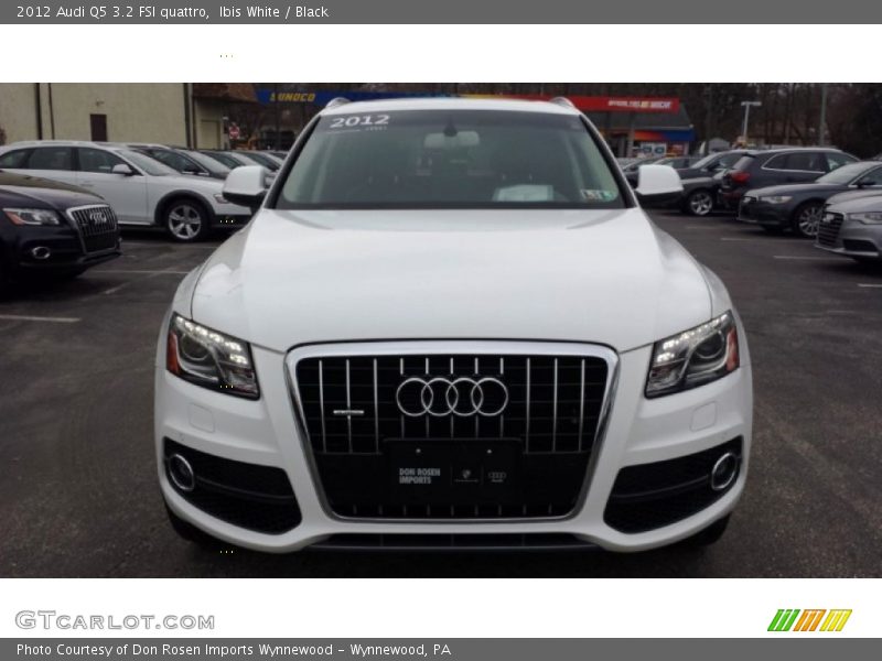 Ibis White / Black 2012 Audi Q5 3.2 FSI quattro