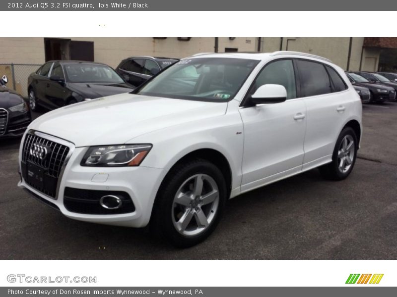 Ibis White / Black 2012 Audi Q5 3.2 FSI quattro