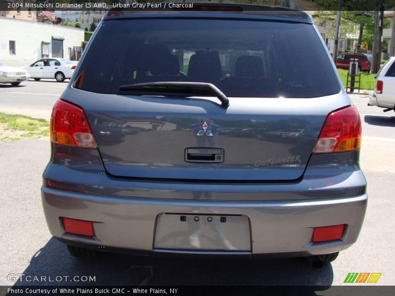 Urban Gray Pearl / Charcoal 2004 Mitsubishi Outlander LS AWD
