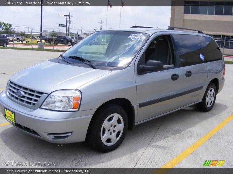 Pewter Metallic / Flint Gray 2007 Ford Freestar SE