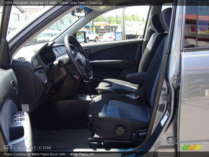 Urban Gray Pearl / Charcoal 2004 Mitsubishi Outlander LS AWD