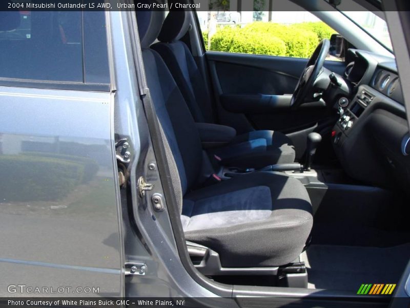 Urban Gray Pearl / Charcoal 2004 Mitsubishi Outlander LS AWD