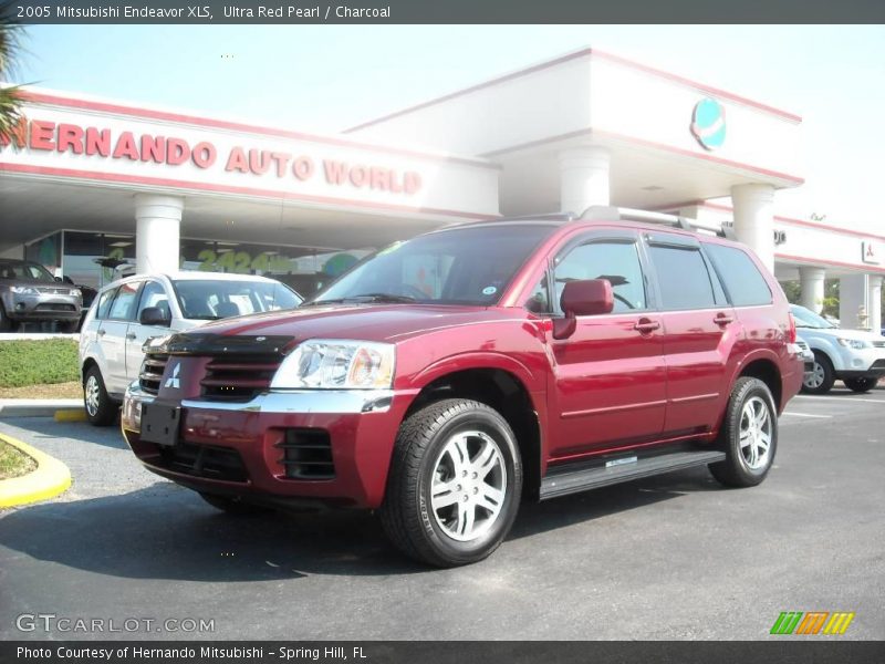 Ultra Red Pearl / Charcoal 2005 Mitsubishi Endeavor XLS