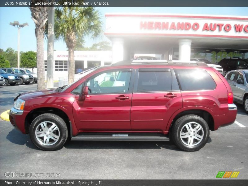 Ultra Red Pearl / Charcoal 2005 Mitsubishi Endeavor XLS