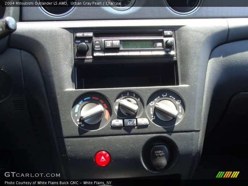 Urban Gray Pearl / Charcoal 2004 Mitsubishi Outlander LS AWD