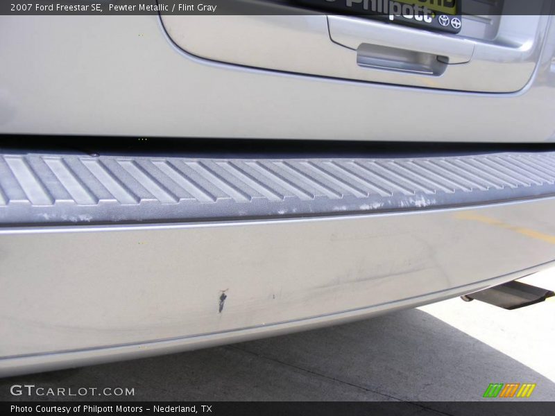 Pewter Metallic / Flint Gray 2007 Ford Freestar SE