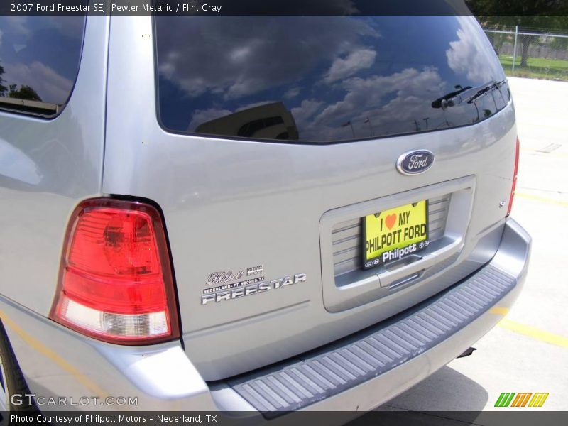 Pewter Metallic / Flint Gray 2007 Ford Freestar SE