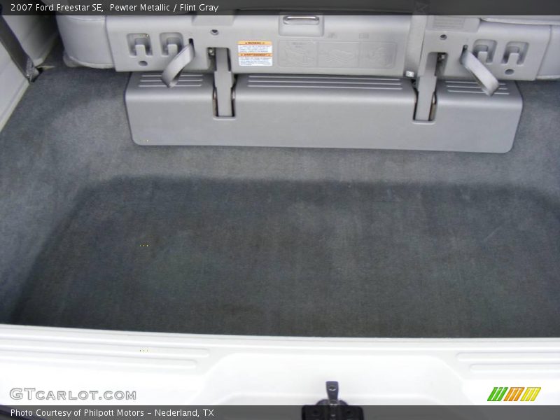 Pewter Metallic / Flint Gray 2007 Ford Freestar SE