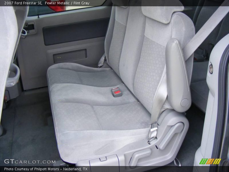 Pewter Metallic / Flint Gray 2007 Ford Freestar SE