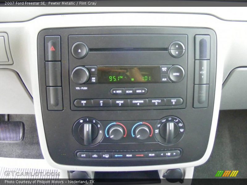 Pewter Metallic / Flint Gray 2007 Ford Freestar SE