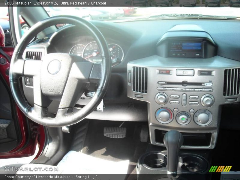 Ultra Red Pearl / Charcoal 2005 Mitsubishi Endeavor XLS