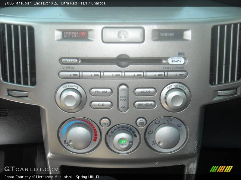 Ultra Red Pearl / Charcoal 2005 Mitsubishi Endeavor XLS