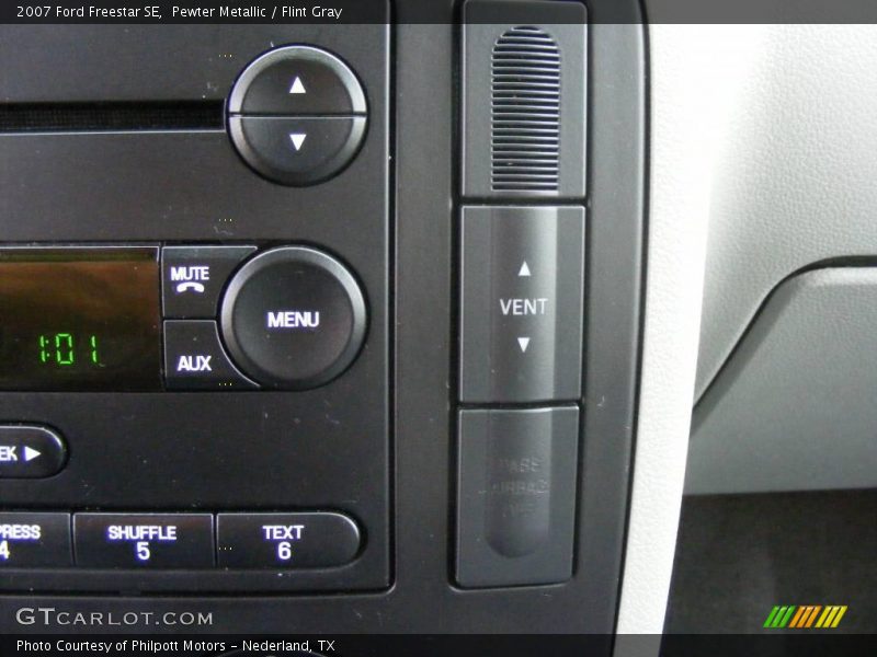 Pewter Metallic / Flint Gray 2007 Ford Freestar SE
