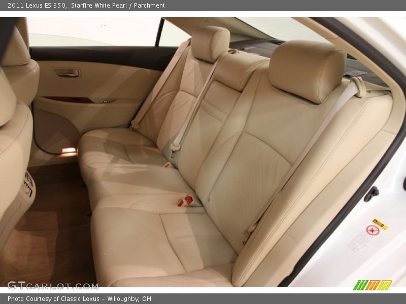 Starfire White Pearl / Parchment 2011 Lexus ES 350