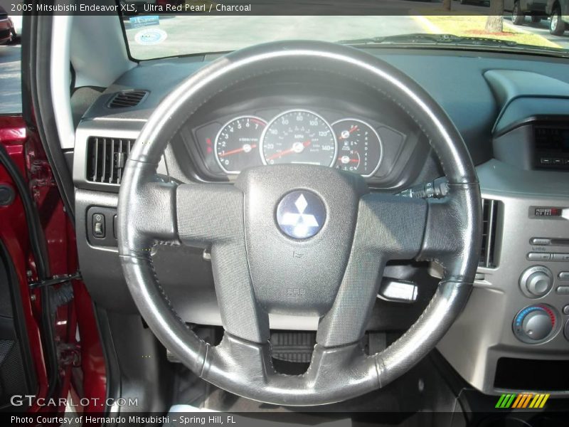Ultra Red Pearl / Charcoal 2005 Mitsubishi Endeavor XLS