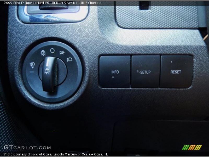 Brilliant Silver Metallic / Charcoal 2009 Ford Escape Limited V6