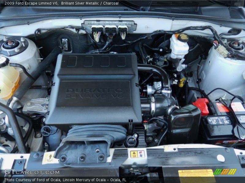 Brilliant Silver Metallic / Charcoal 2009 Ford Escape Limited V6