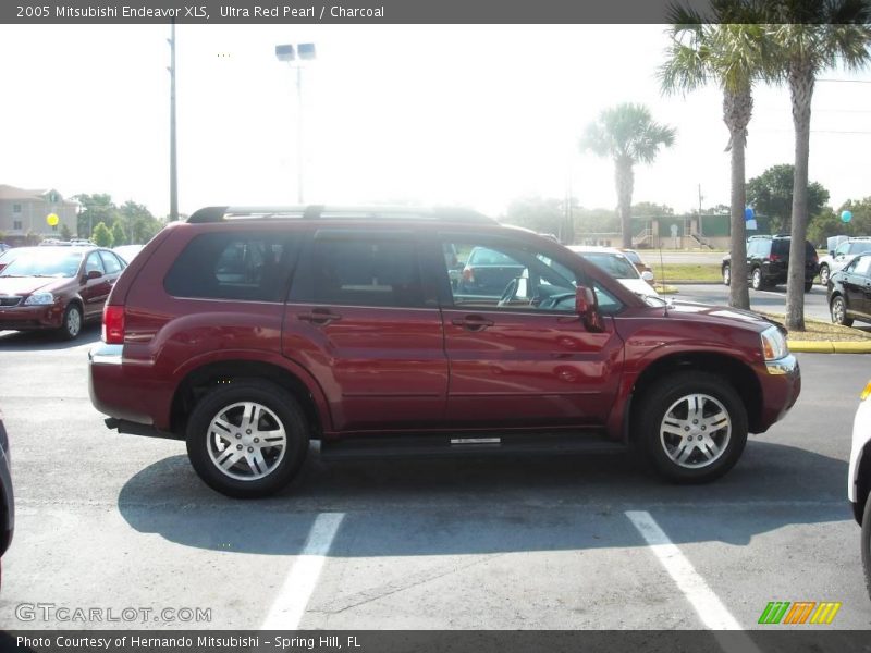 Ultra Red Pearl / Charcoal 2005 Mitsubishi Endeavor XLS