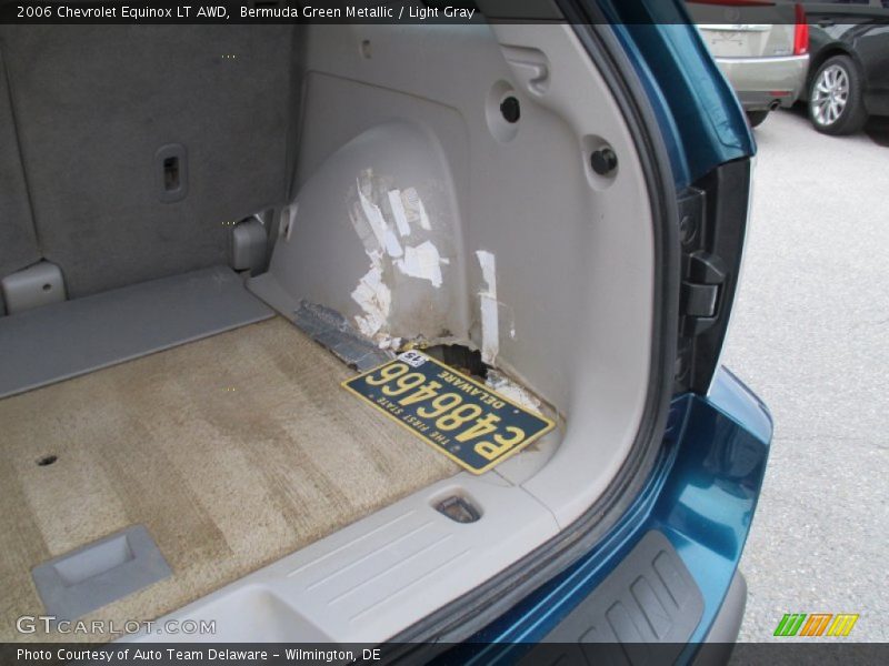Bermuda Green Metallic / Light Gray 2006 Chevrolet Equinox LT AWD