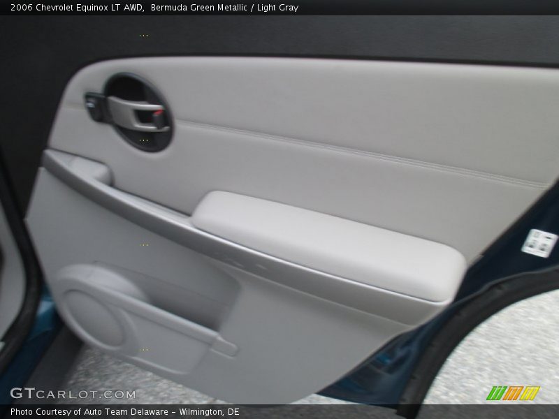 Bermuda Green Metallic / Light Gray 2006 Chevrolet Equinox LT AWD