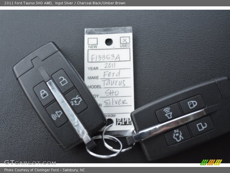 Ingot Silver / Charcoal Black/Umber Brown 2011 Ford Taurus SHO AWD