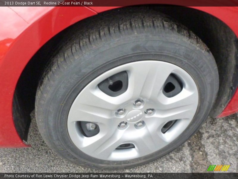 Redline 2-Coat Pearl / Black 2013 Dodge Dart SE
