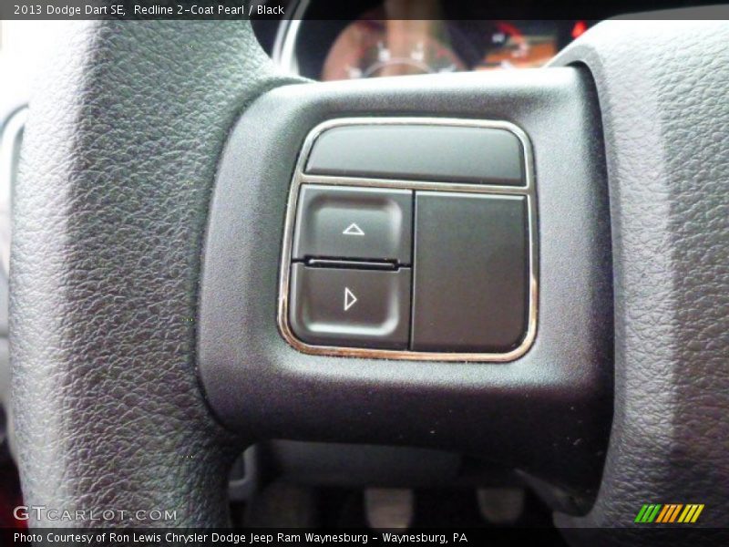 Redline 2-Coat Pearl / Black 2013 Dodge Dart SE