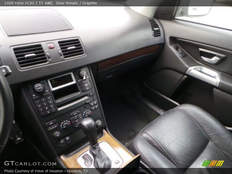 Silver Metallic / Graphite 2006 Volvo XC90 2.5T AWD