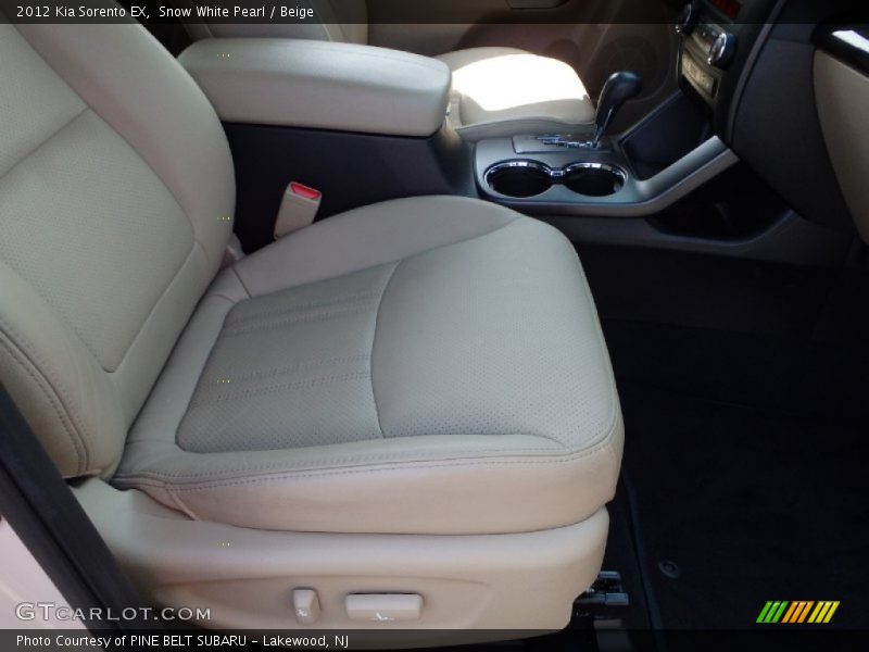 Snow White Pearl / Beige 2012 Kia Sorento EX
