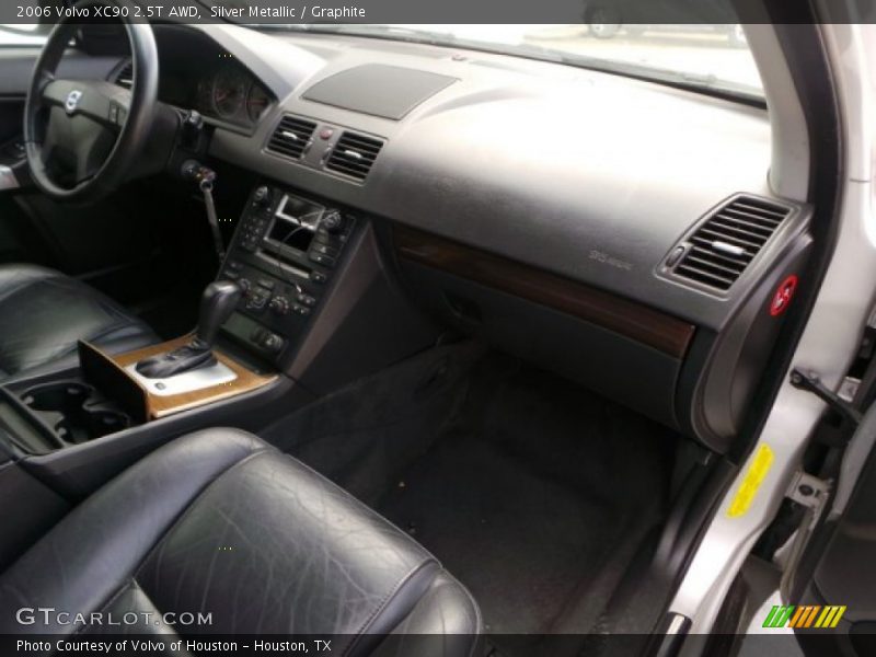 Silver Metallic / Graphite 2006 Volvo XC90 2.5T AWD