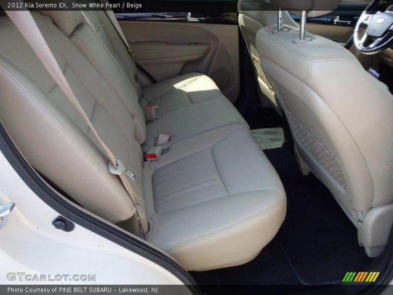 Snow White Pearl / Beige 2012 Kia Sorento EX