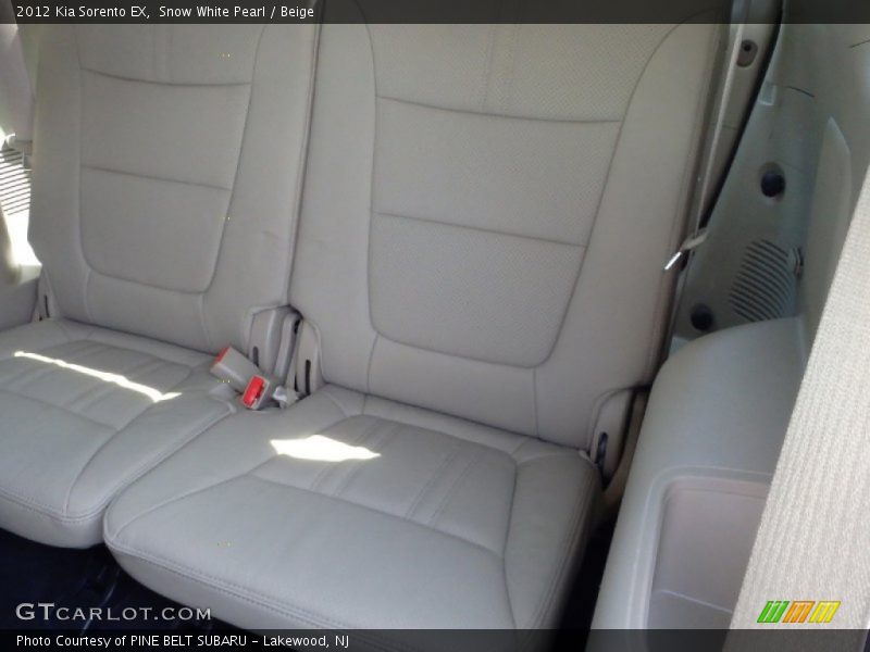 Snow White Pearl / Beige 2012 Kia Sorento EX