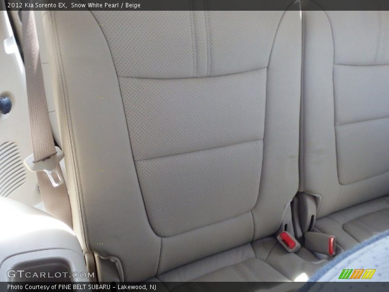 Snow White Pearl / Beige 2012 Kia Sorento EX