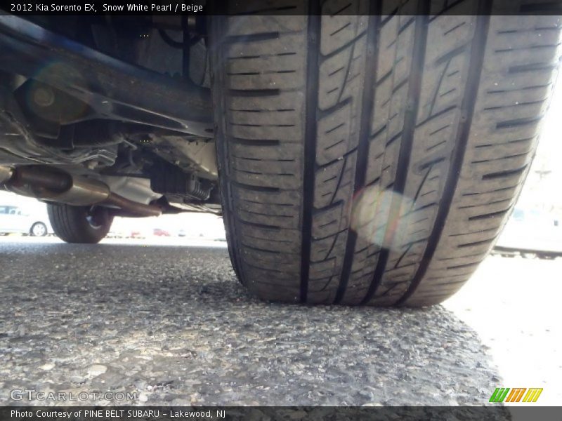 Snow White Pearl / Beige 2012 Kia Sorento EX