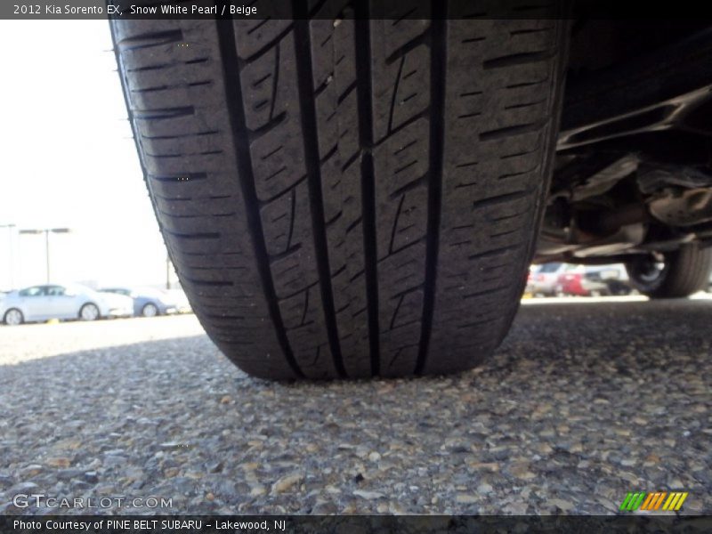 Snow White Pearl / Beige 2012 Kia Sorento EX
