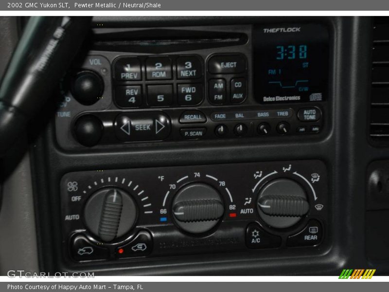 Pewter Metallic / Neutral/Shale 2002 GMC Yukon SLT