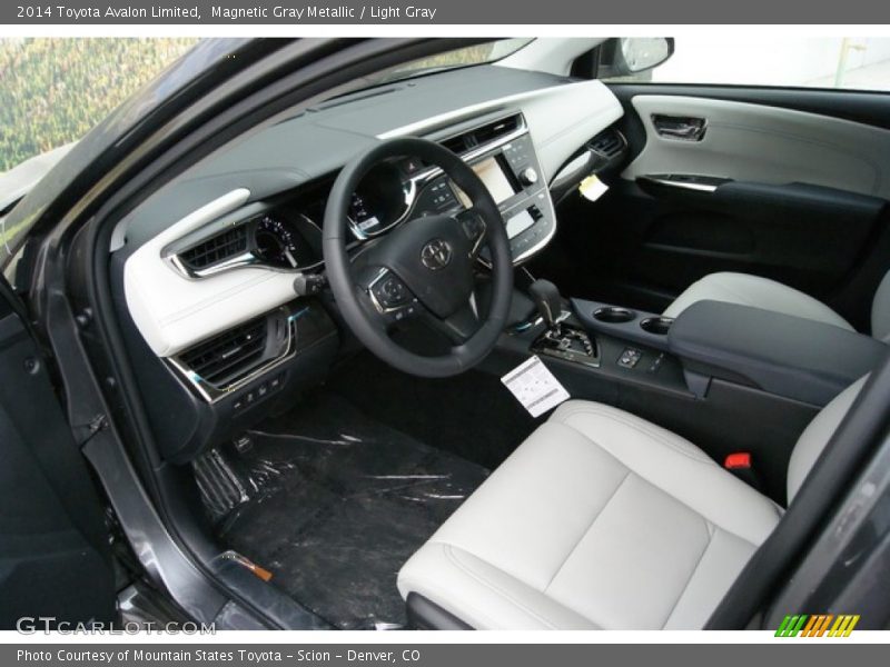 Magnetic Gray Metallic / Light Gray 2014 Toyota Avalon Limited