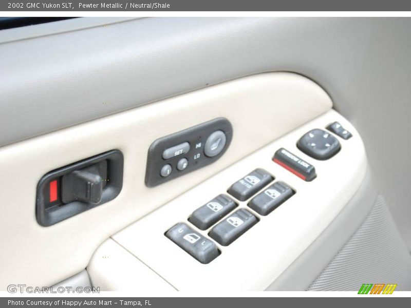 Pewter Metallic / Neutral/Shale 2002 GMC Yukon SLT