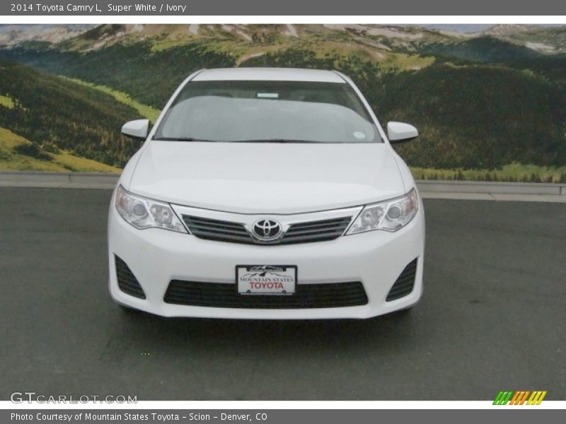 Super White / Ivory 2014 Toyota Camry L