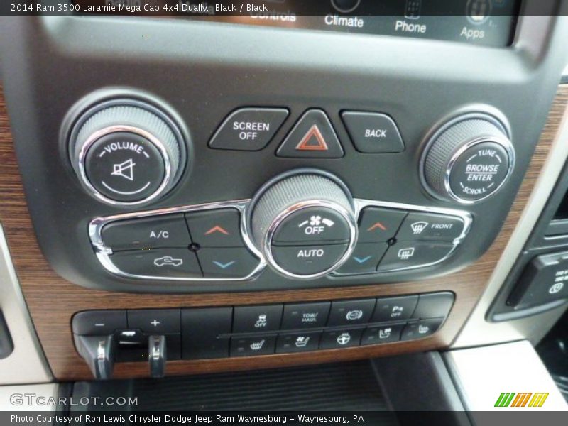 Controls of 2014 3500 Laramie Mega Cab 4x4 Dually
