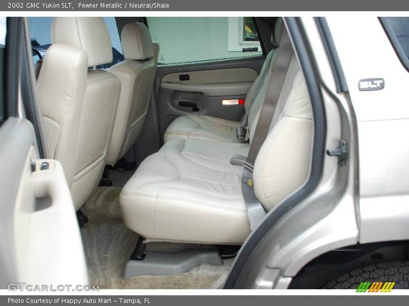 Pewter Metallic / Neutral/Shale 2002 GMC Yukon SLT
